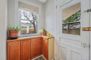 215 West Ave, Patchogue, NY 11772 - Photo 23