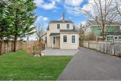 215 West Avenue, Patchogue, NY 11772 - Photo 3