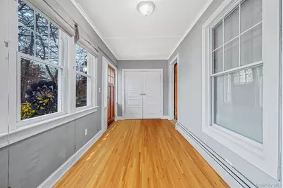 215 West Avenue, Patchogue, NY 11772 - Photo 11