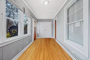 215 West Ave, Patchogue, NY 11772 - Photo 11