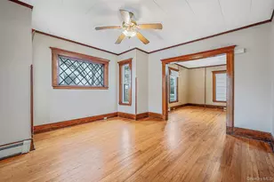 215 West Ave, Patchogue, NY 11772 - Photo 17