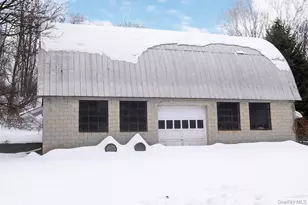 819 Van Wagner Rd, Poughkeepsie, NY 12601 - Photo 9