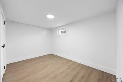 119 E Pennywood Avenue, Roosevelt, NY 11575 - Photo 13