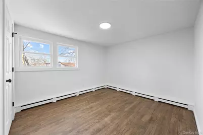 119 E Pennywood Avenue, Roosevelt, NY 11575 - Photo 11