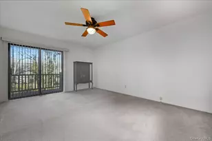 132 Laurel Ln, Wantagh, NY 11793 - Photo 19