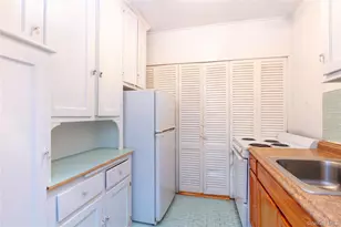 111-15 75th Ave, Forest Hills, NY 11375 - Photo 15