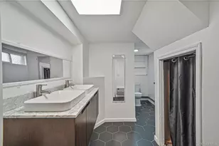 189 Oak St, West Hempstead, NY 11552 - Photo 15