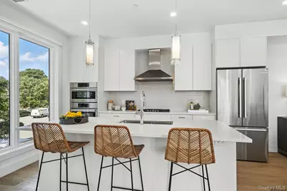 402 Halstead Avenue #406, Harrison, NY 10528 - Photo 5