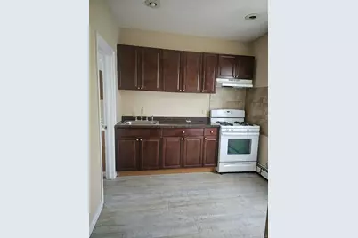 556 Broadway #4, Carle Place, NY 11514 - Photo 3