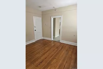 556 Broadway #4, Carle Place, NY 11514 - Photo 7