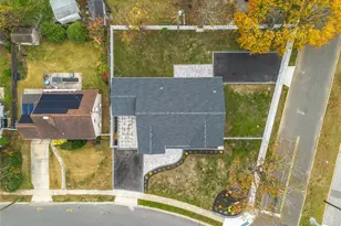 2 Orchid Rd, Levittown, NY 11756 - Photo 43