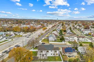 2 Orchid Rd, Levittown, NY 11756 - Photo 45