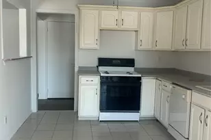 73 Country Club Ln, Pomona, NY 10970 - Photo 11