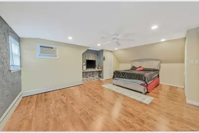 38 Camille Lane, Patchogue, NY 11772 - Photo 23