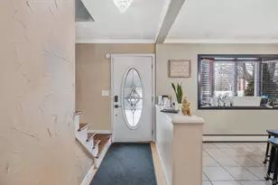 38 Camille Ln, Patchogue, NY 11772 - Photo 5