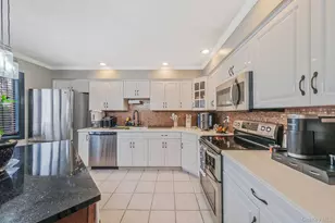 38 Camille Ln, Patchogue, NY 11772 - Photo 11