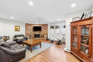 2686 Frances St, Bellmore, NY 11710 - Photo 13