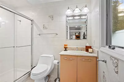 2686 Frances Street, Bellmore, NY 11710 - Photo 15