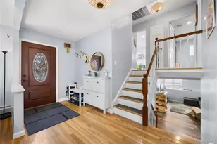 2 York Ave, Bethpage, NY 11714 - Photo 3