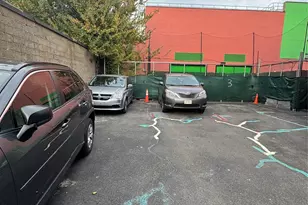 34-26 10th St, Astoria, NY 11106 - Photo 3