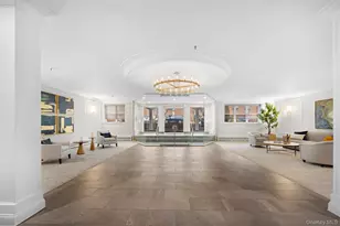 10 Ipswich Ave, Great Neck, NY 11021 - Photo 21