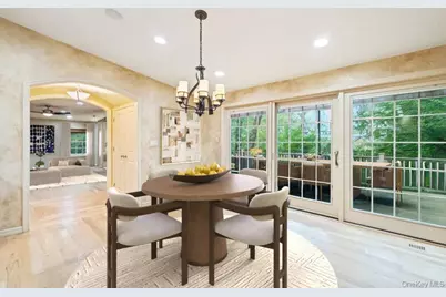 12 Chester Drive, Great Neck, NY 11021 - Photo 9