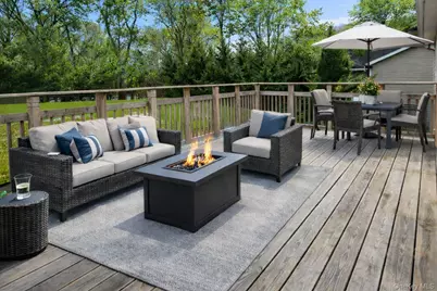 418 Garden Street, West Islip, NY 11795 - Photo 11