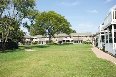 16 Saxon Avenue #23, Bay Shore, NY 11706 - Photo 1