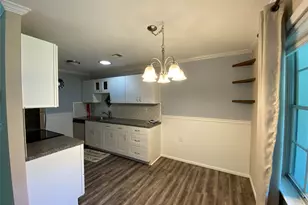 274 Berwick Ct, Ridge, NY 11961 - Photo 7