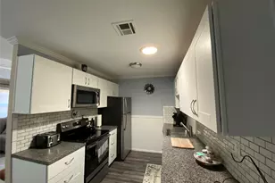 274 Berwick Ct, Ridge, NY 11961 - Photo 15