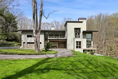 17 Fox Run Road, Pound Ridge, NY 10576 - Photo 1