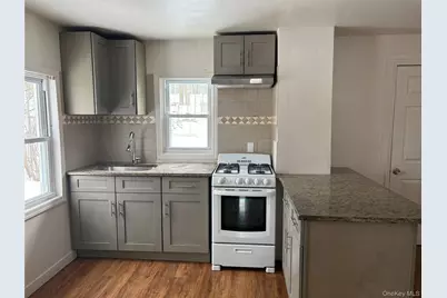 121 Sprague Avenue, Middletown, NY 10940 - Photo 3