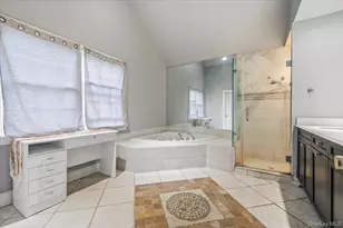 21 Astor Ave, Saint James, NY 11780 - Photo 21