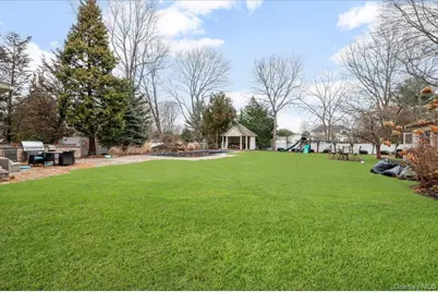 21 Astor Avenue, Saint James, NY 11780 - Photo 37