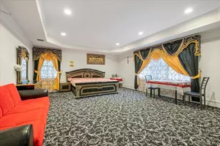 21 Astor Ave, Saint James, NY 11780 - Photo 19