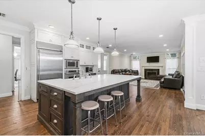 21 Astor Avenue, Saint James, NY 11780 - Photo 9