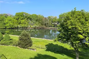 13 Dock Pathway, New Rochelle, NY 10801 - Photo 17