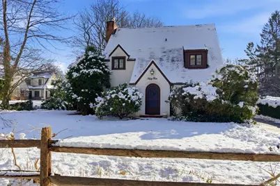 54 Summit Drive, Manhasset, NY 11030 - Photo 1