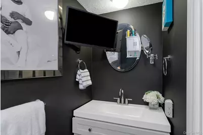 53 Villa Drive, Peekskill, NY 10566 - Photo 13