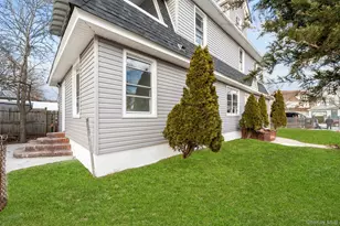 112-44 212th St, Queens Village, NY 11429 - Photo 19