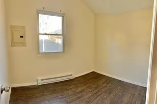 188 Hallock Landing Rd, Rocky Point, NY 11778 - Photo 11