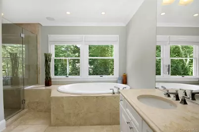 10 Bay View Road N, Southampton, NY 11968 - Photo 19