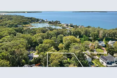 10 Bay View Road N, Southampton, NY 11968 - Photo 1