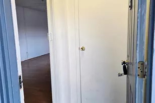 79 Pointe Cir S, Coram, NY 11727 - Photo 31