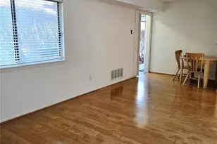 79 Pointe Cir S, Coram, NY 11727 - Photo 5