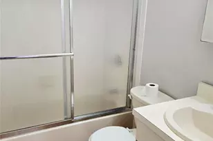 79 Pointe Cir S, Coram, NY 11727 - Photo 27