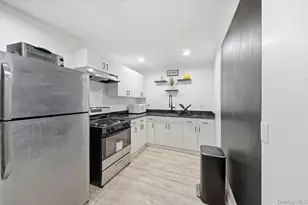 4077 Ely Ave, Bronx, NY 10466 - Photo 19