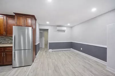 4077 Ely Avenue, Bronx, NY 10466 - Photo 7