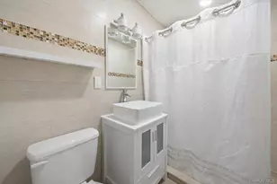 4077 Ely Ave, Bronx, NY 10466 - Photo 5