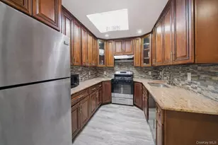 4077 Ely Ave, Bronx, NY 10466 - Photo 15